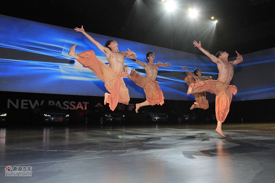 上海大众全新帕萨特新车亮相