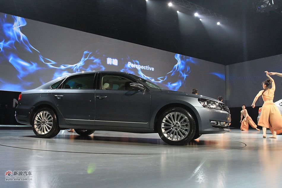 上海大众全新帕萨特新车亮相