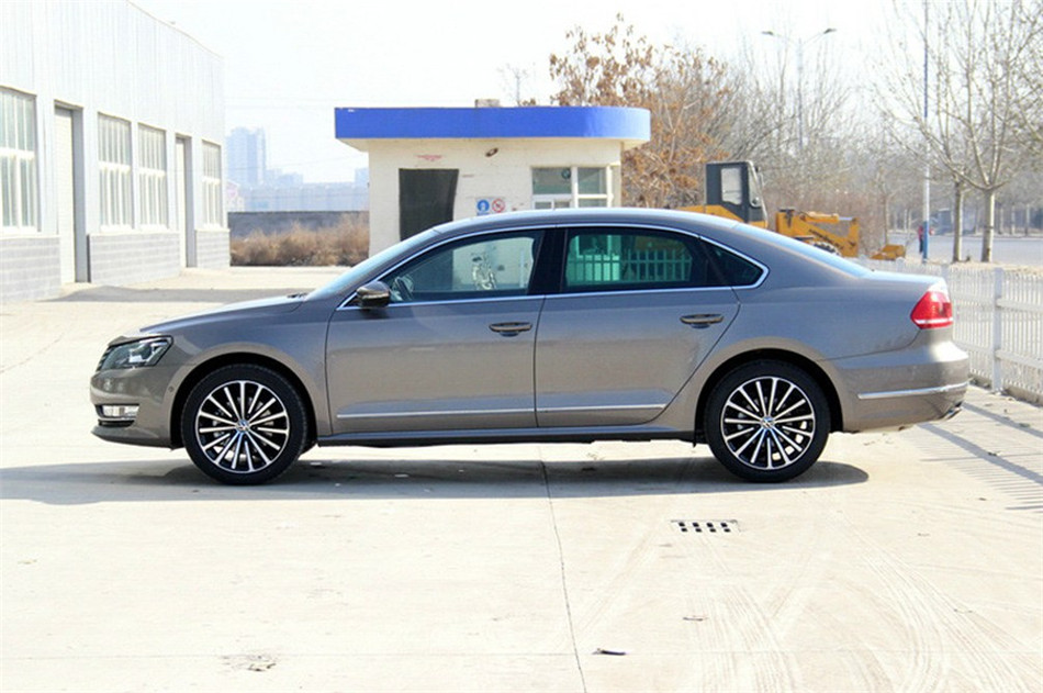2013款 帕萨特 2.0TSI DSG 至尊版