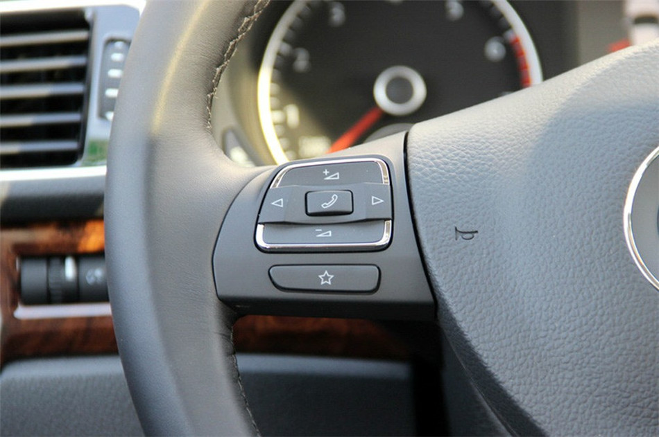 2013款 帕萨特 2.0TSI DSG 至尊版