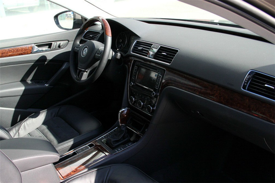 2013款 帕萨特 2.0TSI DSG 至尊版