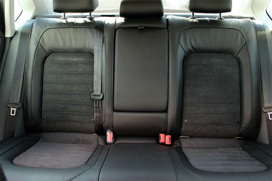 2013款 帕萨特 2.0TSI DSG 至尊版