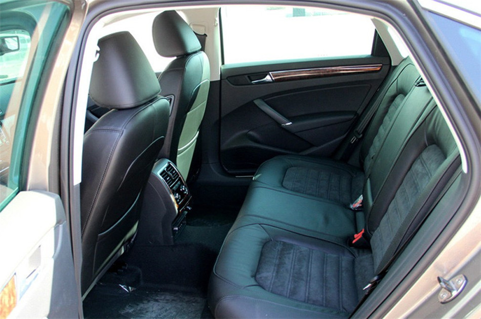 2013款 帕萨特 2.0TSI DSG 至尊版