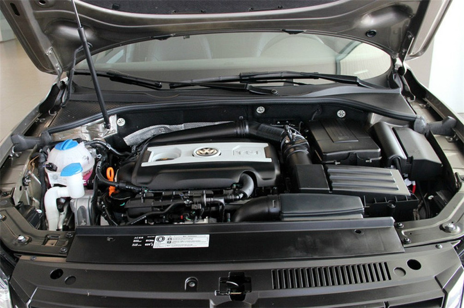 2013款 帕萨特 2.0TSI DSG 至尊版