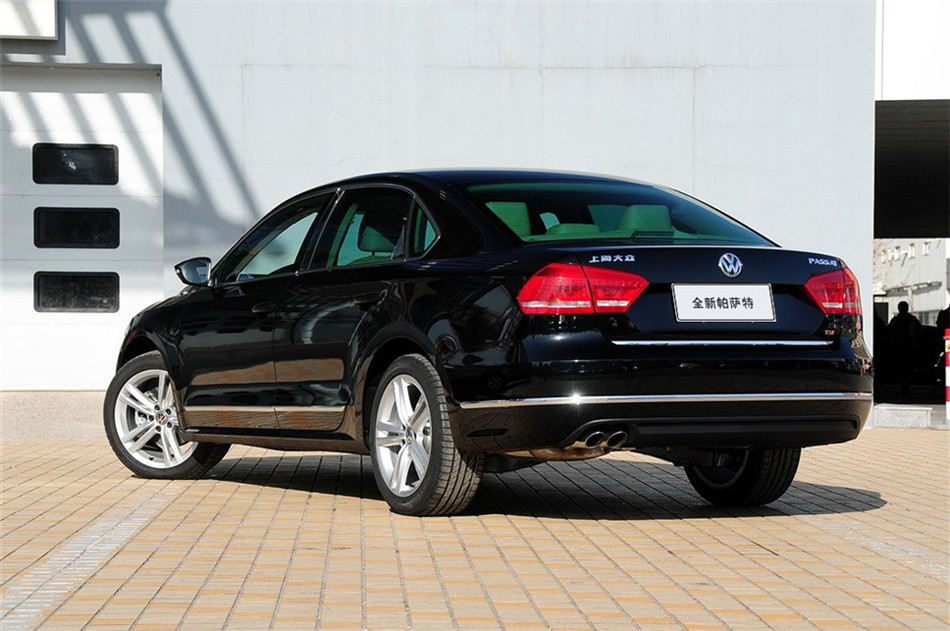 2013款 帕萨特 1.8TSI DSG至尊版