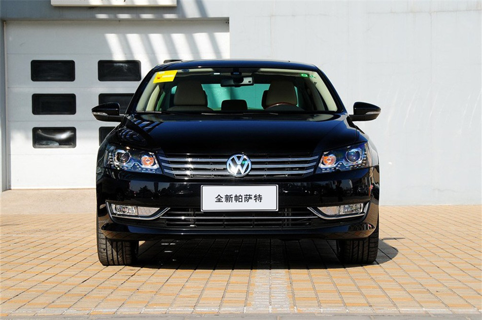 2013款 帕萨特 1.8TSI DSG至尊版
