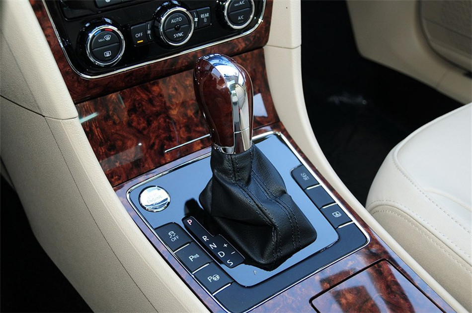 2013款 帕萨特 1.8TSI DSG至尊版