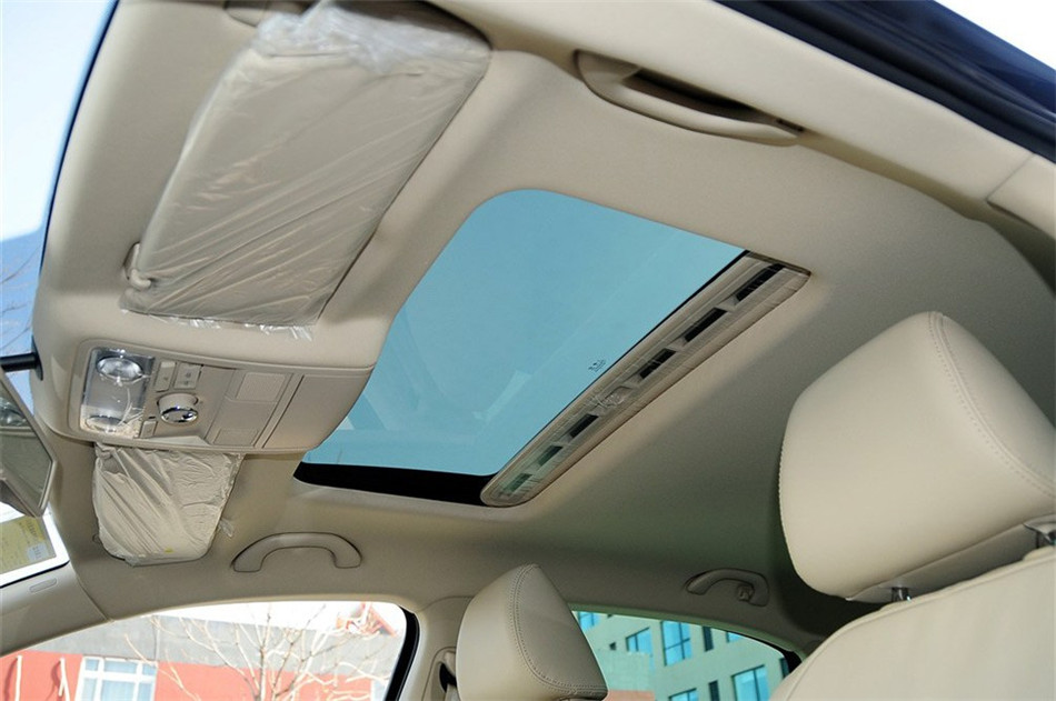 2013款 帕萨特 1.8TSI DSG至尊版