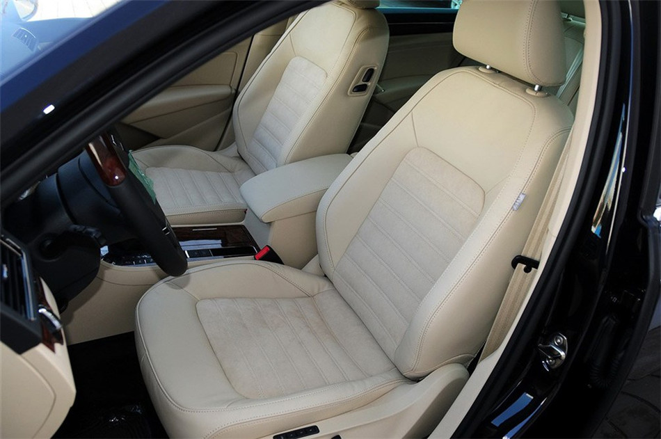 2013款 帕萨特 1.8TSI DSG至尊版
