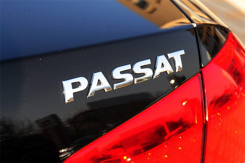 2013款 帕萨特 1.8TSI DSG至尊版