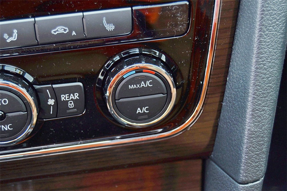 帕萨特 2014款 2.0TSI DSG 至尊版 内饰