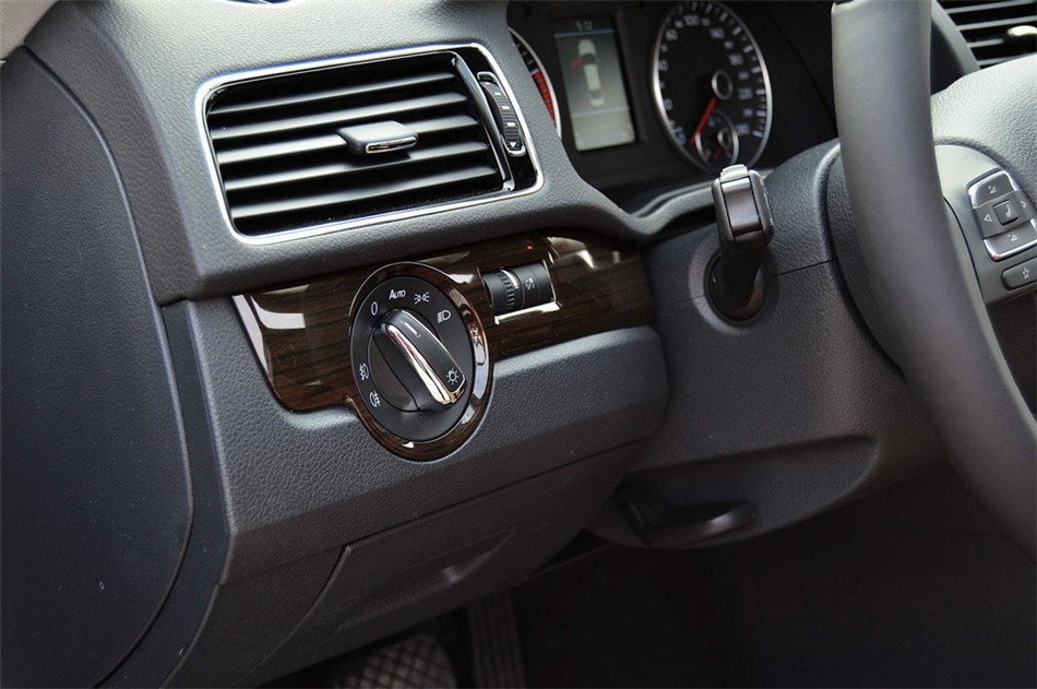 帕萨特 2014款 2.0TSI DSG 至尊版 内饰