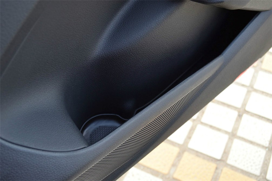 帕萨特 2014款 2.0TSI DSG 至尊版 座椅空间