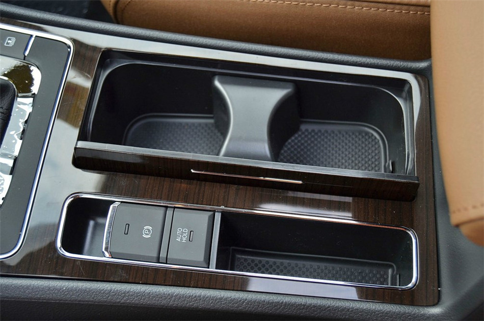 帕萨特 2014款 2.0TSI DSG 至尊版 座椅空间