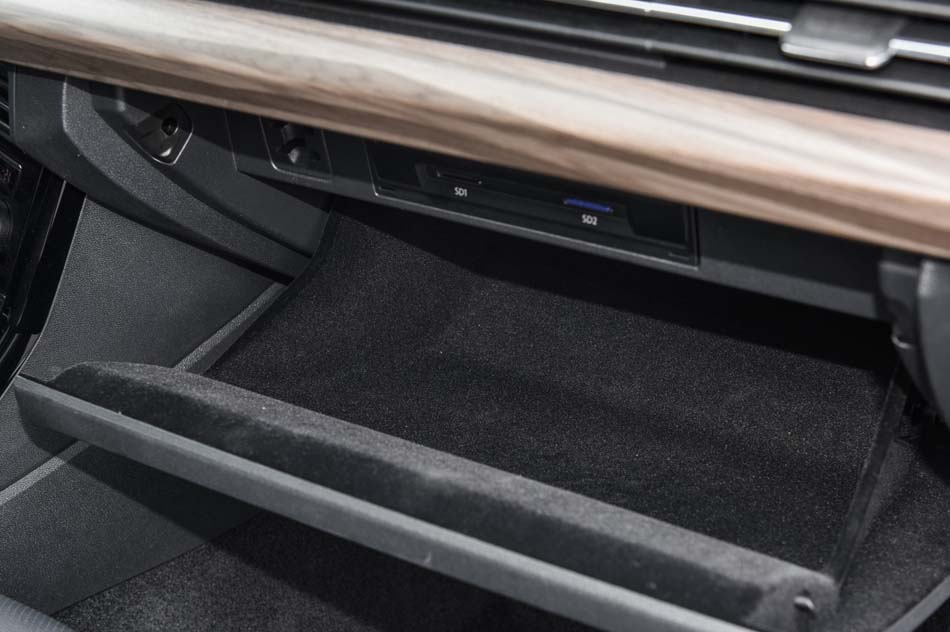 2019款 380TSI 尊贵版 内饰