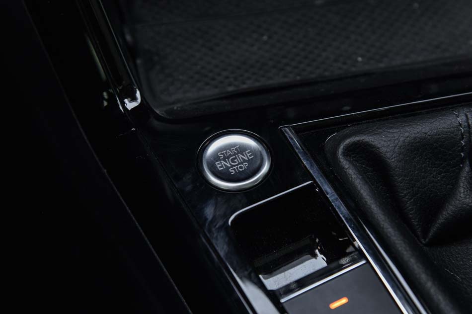 2019款 380TSI 尊贵版 内饰