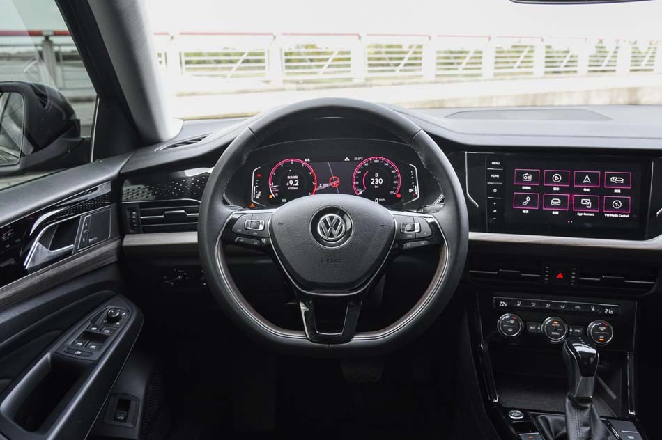 2019款 380TSI 尊贵版 内饰