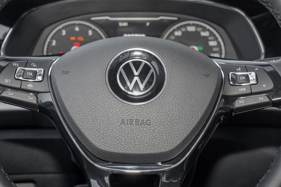 2021款 330TSI 精英版 内饰