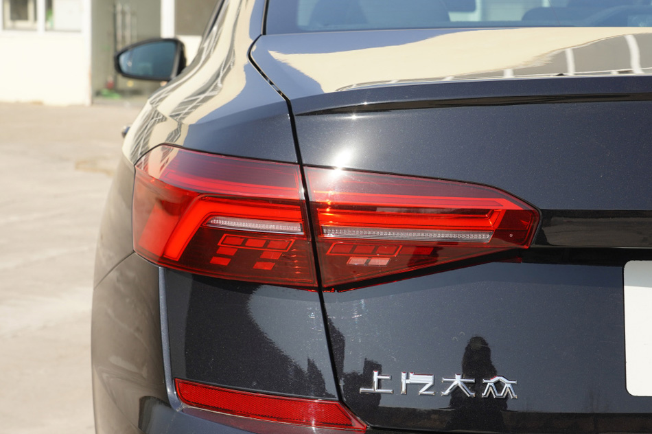 2021款 330TSI 精英版 细节