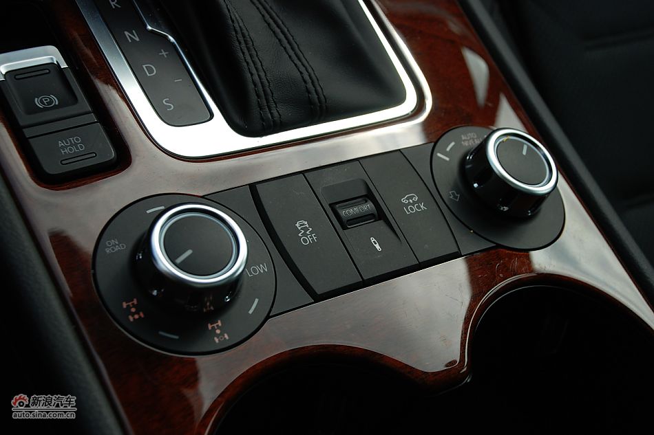 新途锐四驱模式调节钮（高配）