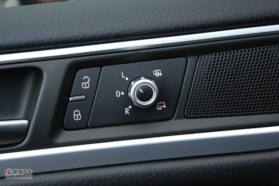 新途锐驾驶员侧门