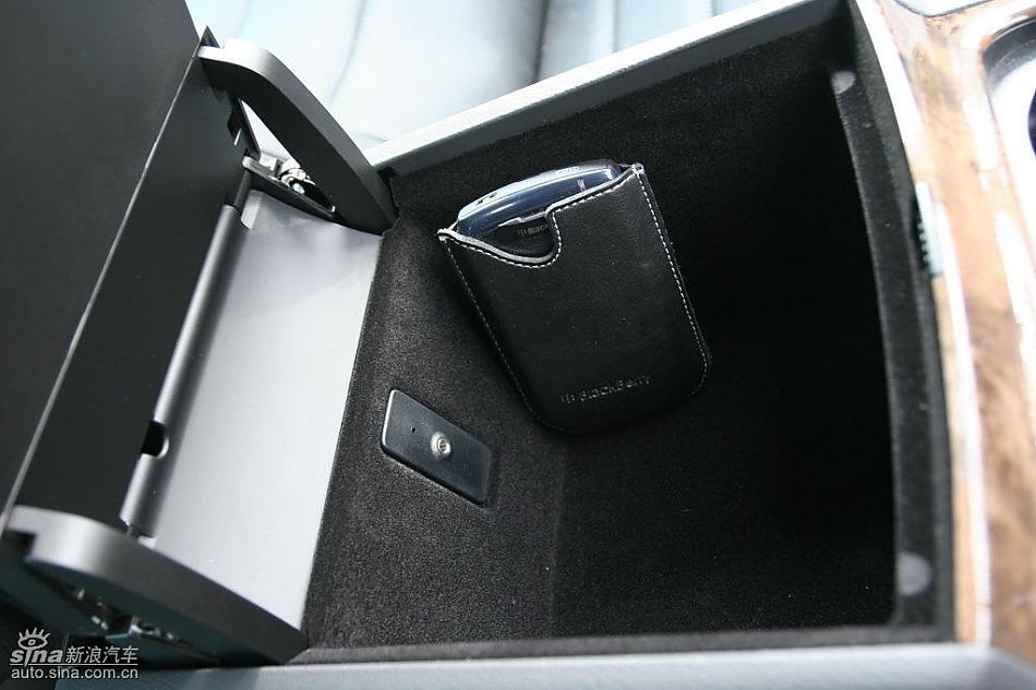 大众途锐限量版内饰及细节