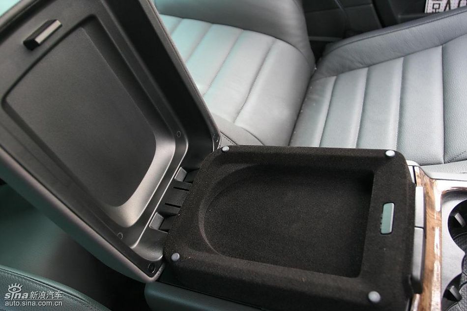 大众途锐限量版内饰及细节