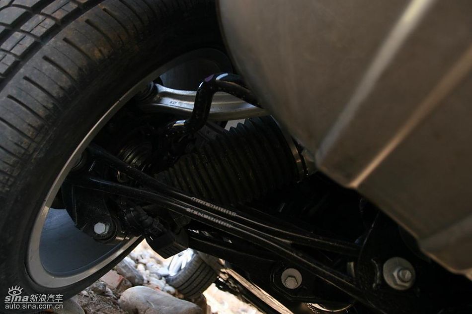 大众途锐限量版发动机与悬挂