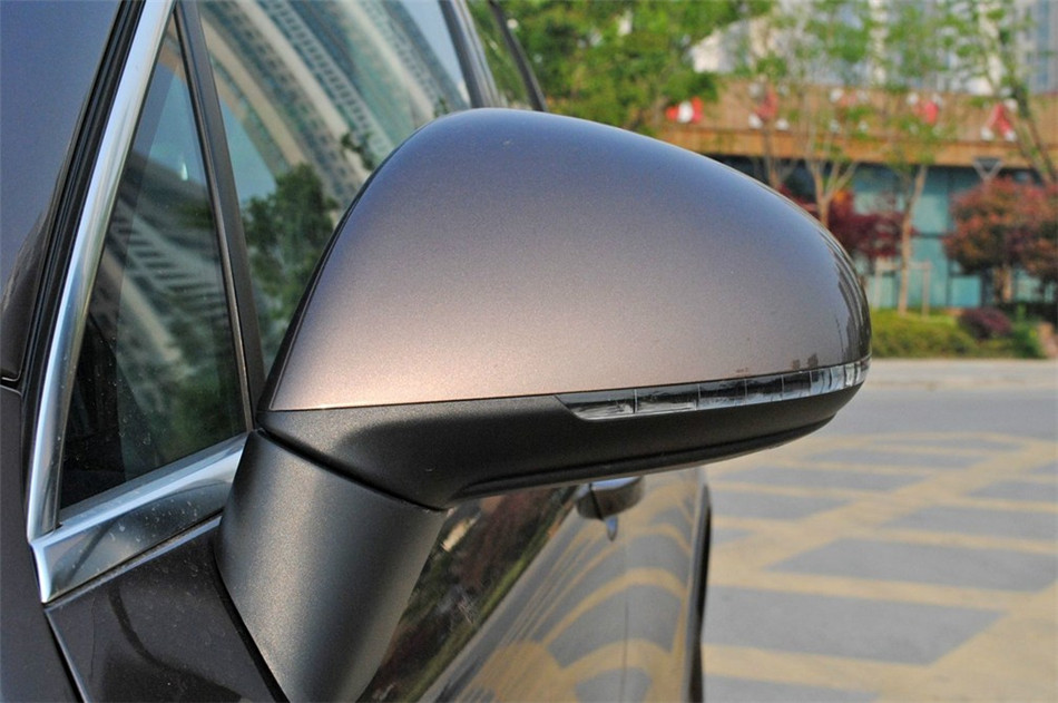 2013款大众途锐V6 3.0 TSI汽油限量奢华版