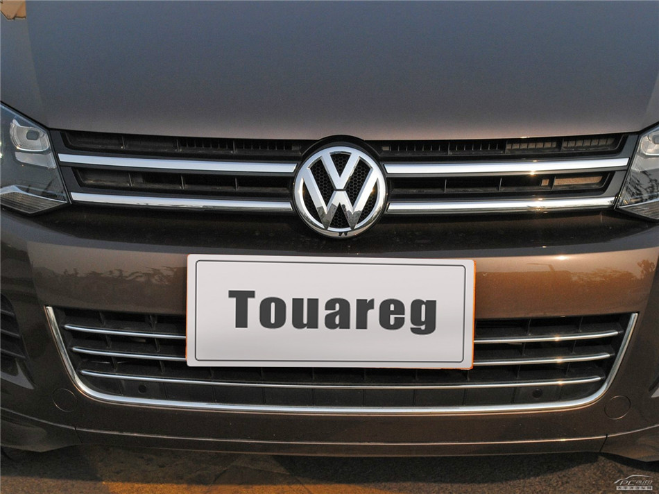 2013款大众途锐V6 3.0 TSI汽油限量奢华版