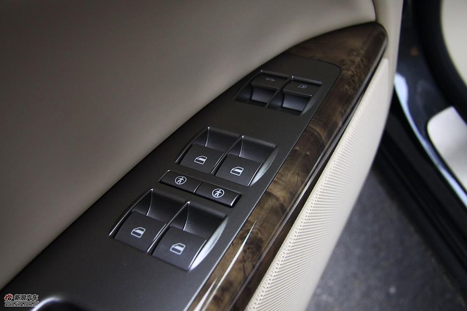 大众新辉腾内饰实拍图