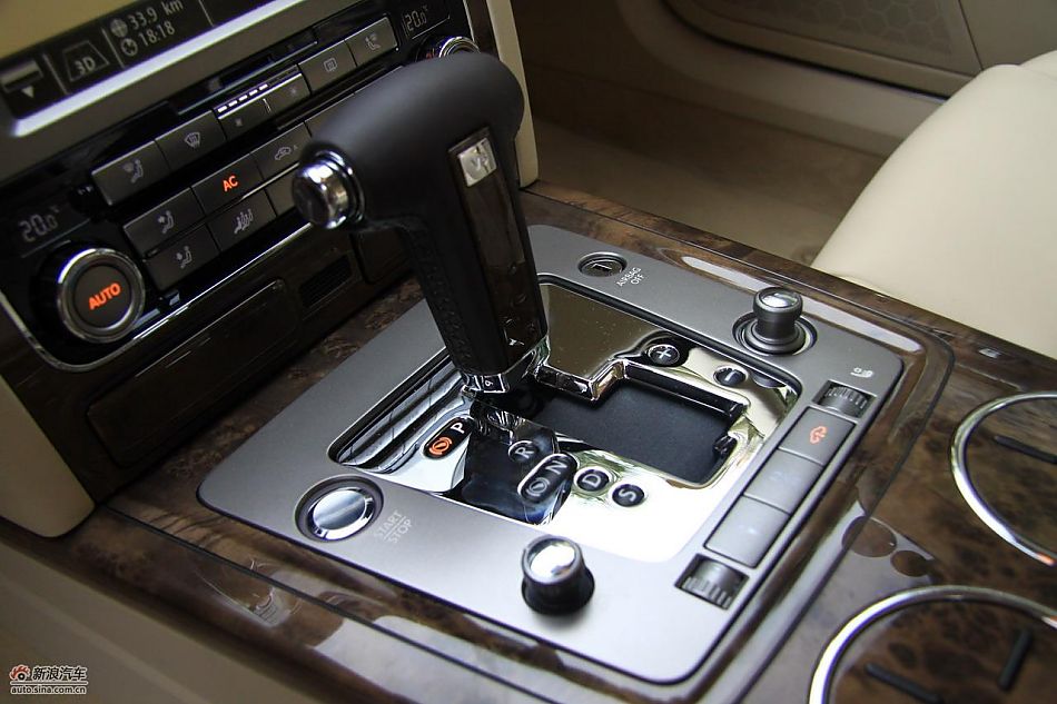 大众新辉腾内饰实拍图