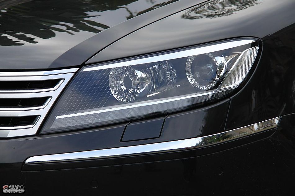 大众新辉腾外观实拍图