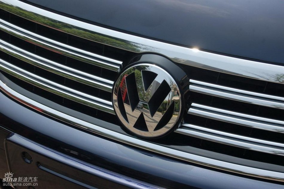 全新3.6L辉腾外观实拍图