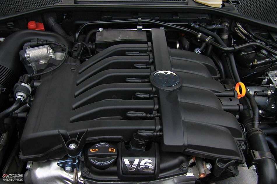 大众新辉腾发动机实拍图