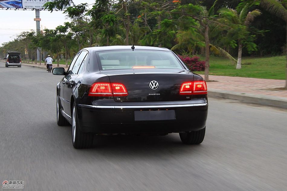 大众新辉腾动态实拍