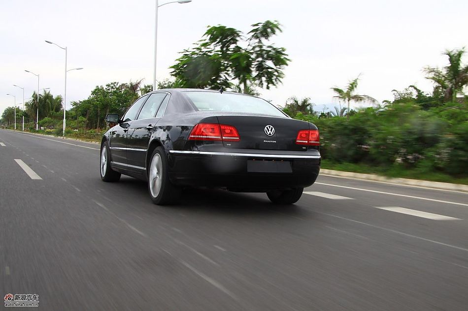 大众新辉腾动态实拍