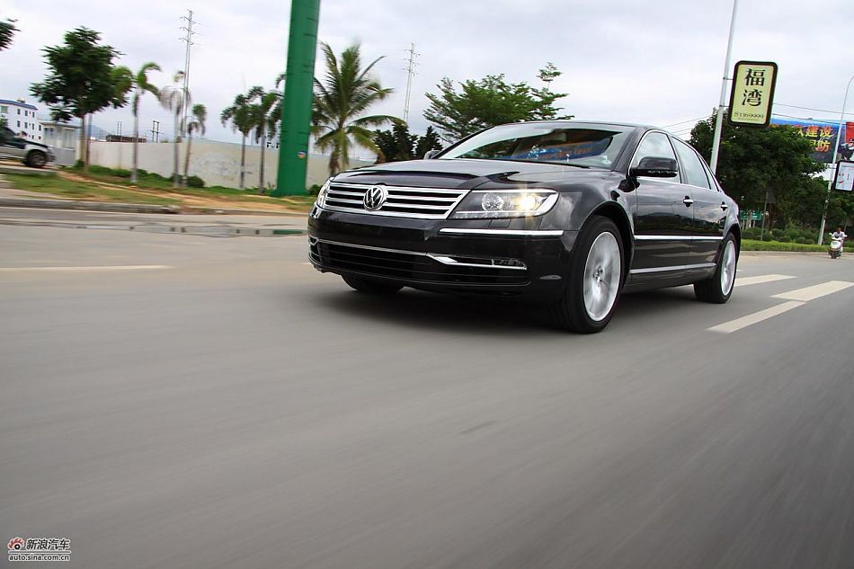 大众新辉腾动态实拍