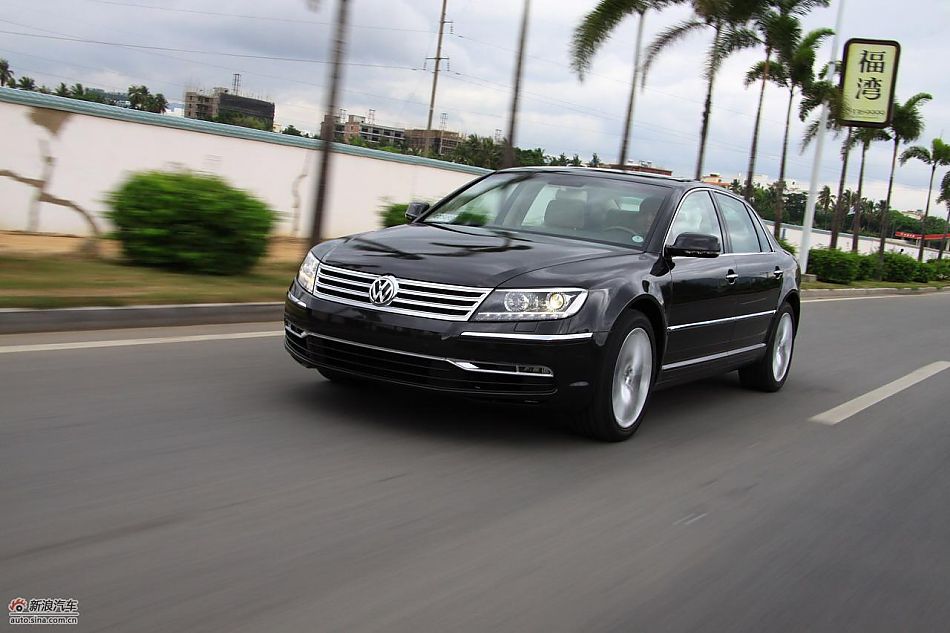 大众新辉腾动态实拍