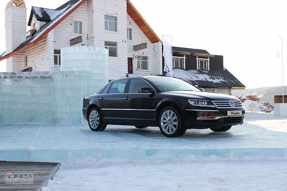 新浪试车图解-黑河冰雪体验大众辉腾
