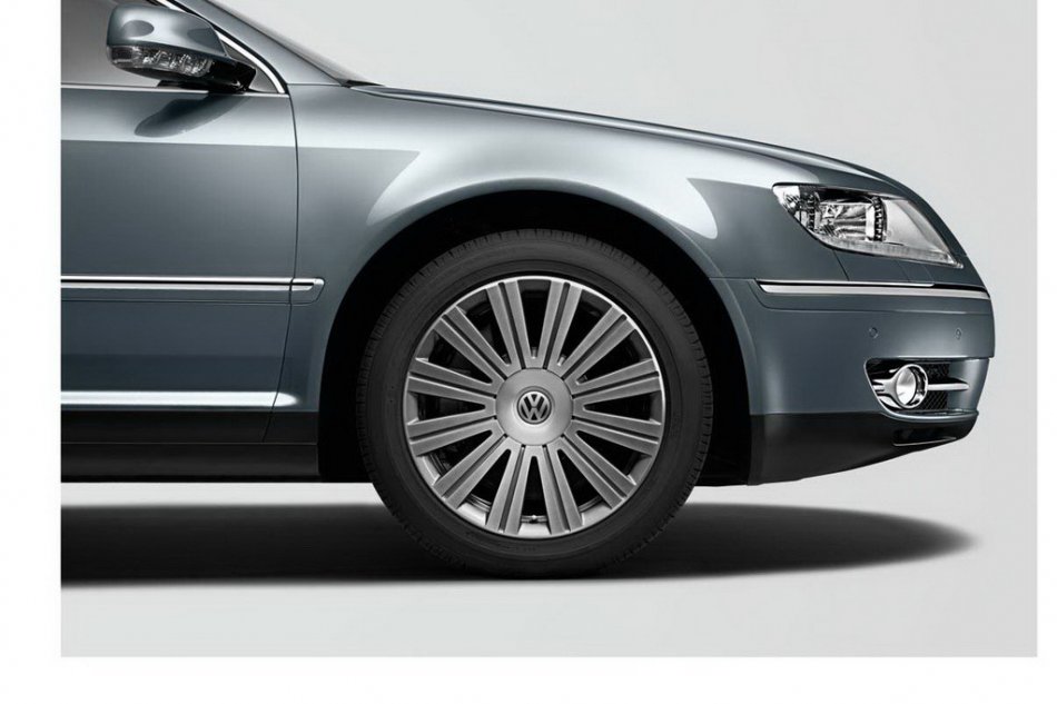 全新辉腾3.6外观资料图