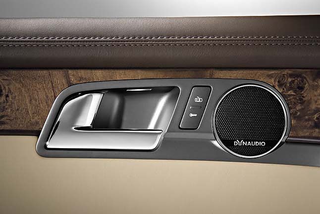 全新辉腾3.6内饰资料图