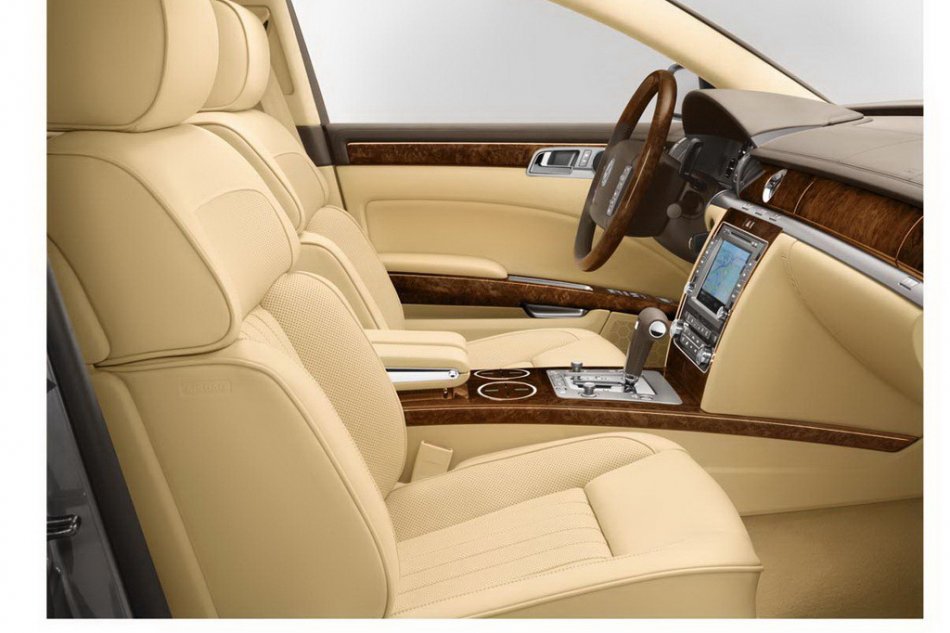 全新辉腾3.6内饰资料图