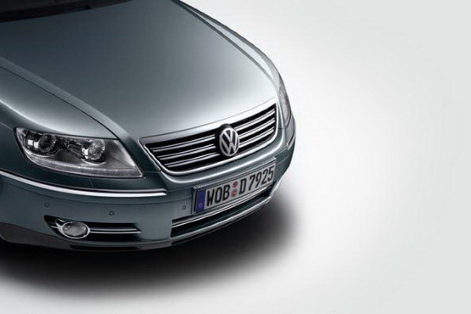 全新辉腾3.6车身颜色--帕蒂罗灰