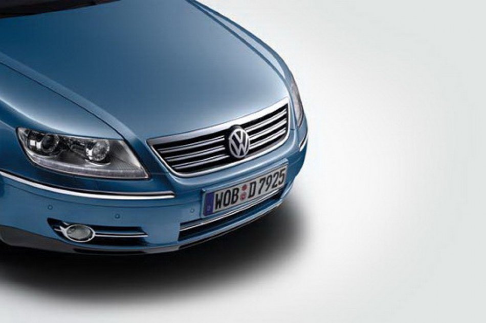 全新辉腾3.6车身颜色--神秘蓝