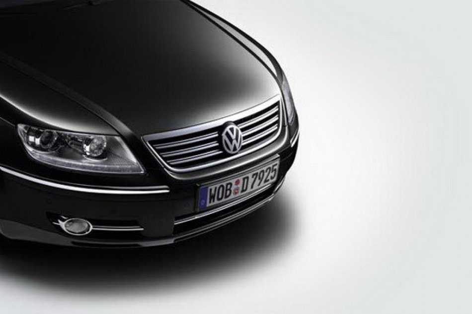 全新辉腾3.6车身颜色--正黑