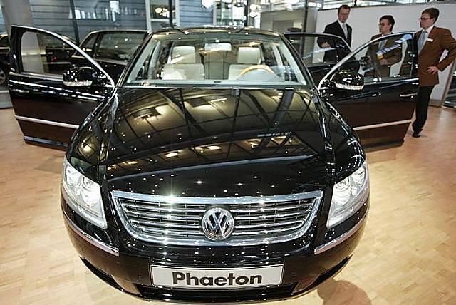 将在中国市场出售的辉腾汽车