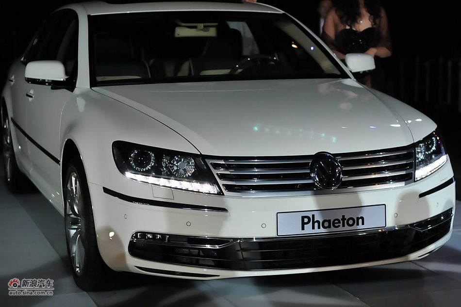 新辉腾亮相发布会现场