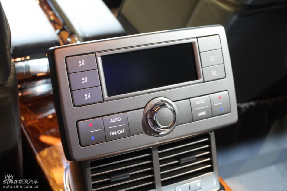 全新3.6L辉腾上市现场内饰实拍图