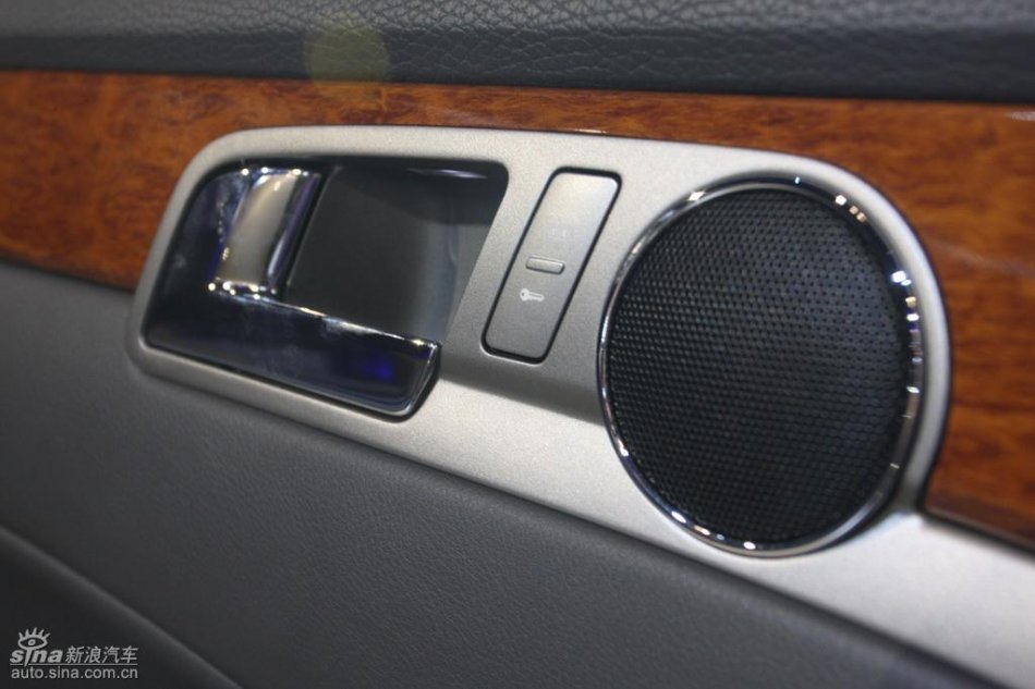 全新3.6L辉腾上市现场内饰实拍图